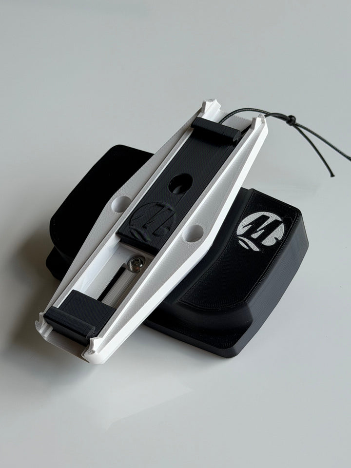 Adapter—TackTick Micro Plate to Atlas Quick Change VK